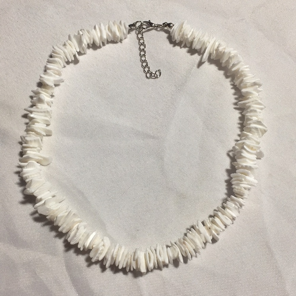 Shell necklace - Picture 5 of 5